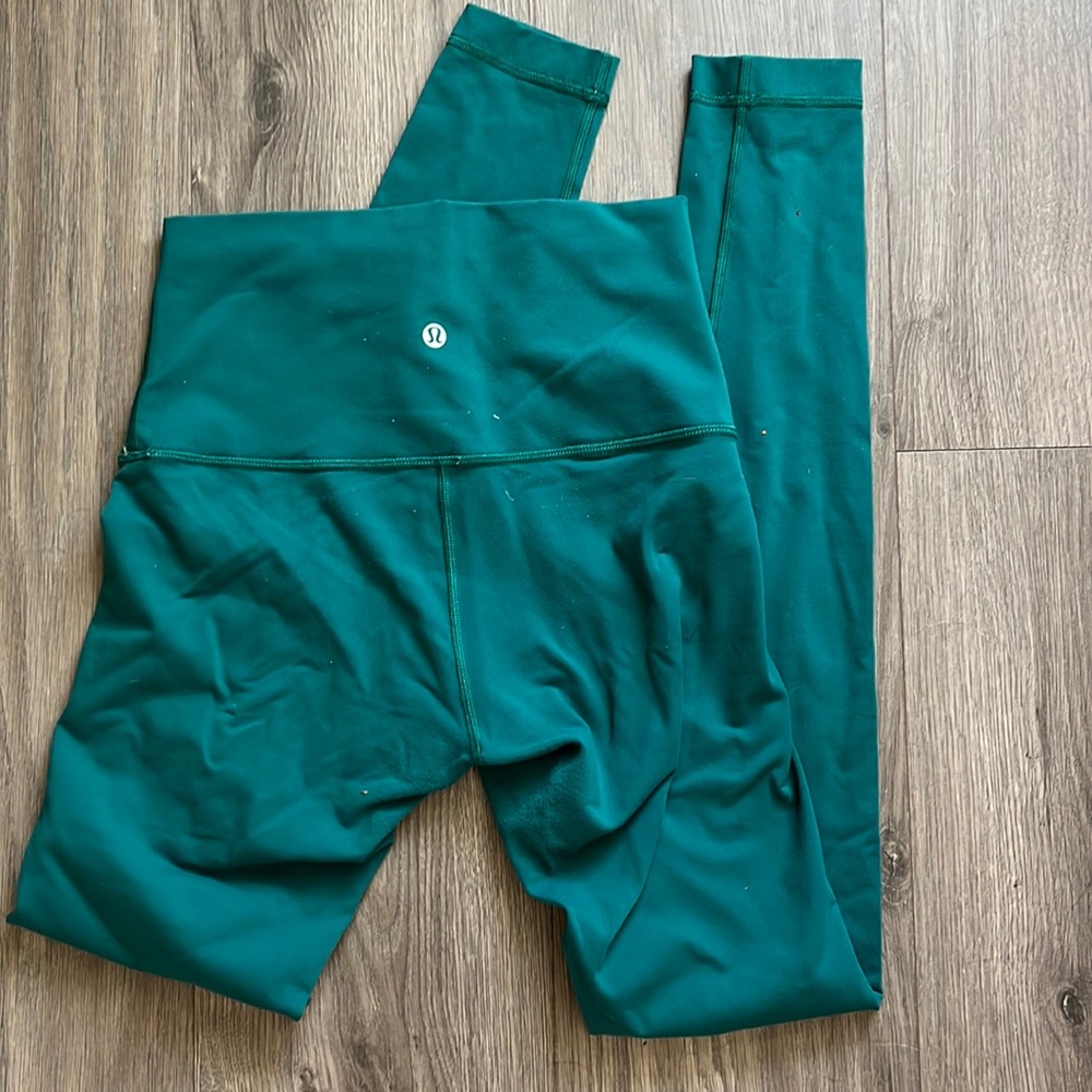 Size 6 Lulu lemon leggings